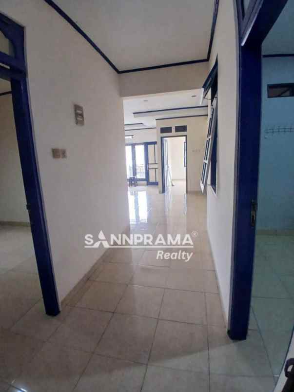 rumah ruang usaha disewakan di depok jaya imelin