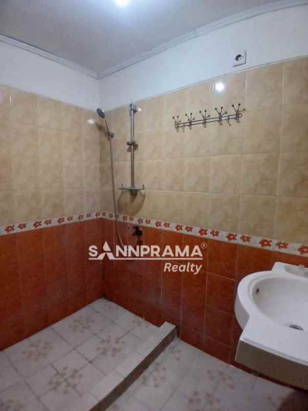 rumah ruang usaha disewakan di depok jaya imelin