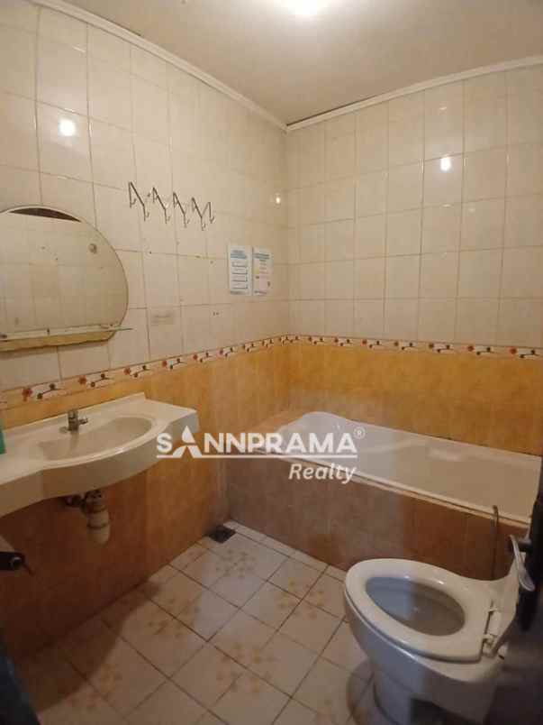 rumah ruang usaha disewakan di depok jaya imelin