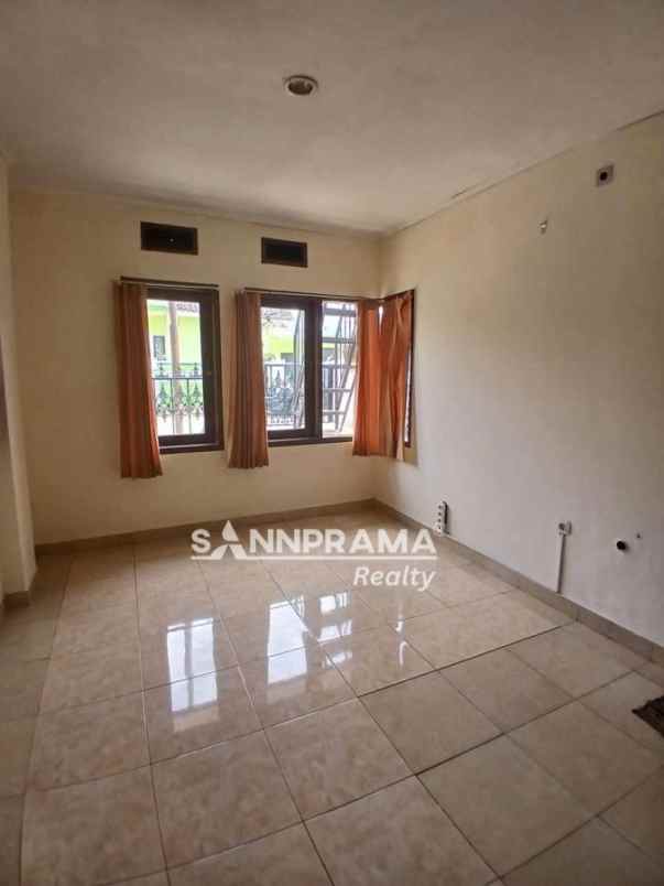 rumah ruang usaha disewakan di depok jaya imelin