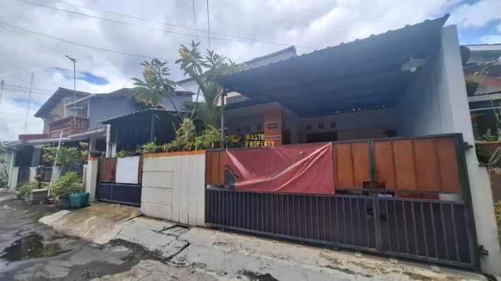 rumah siap huni di seturan dekat ke kampus upn jogja