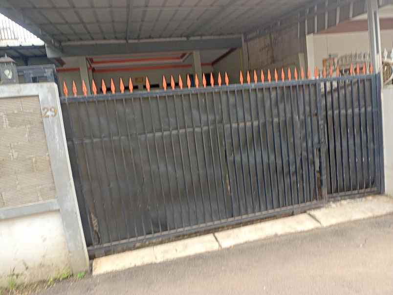 rumah siap huni kukusan beji depok