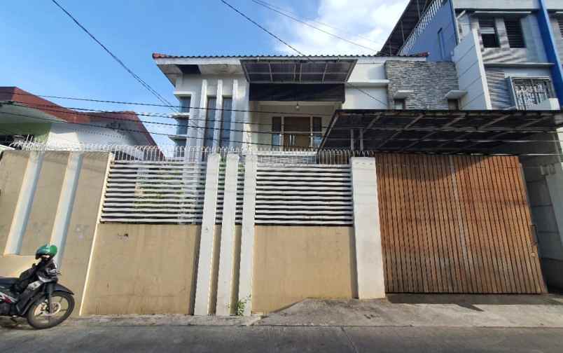 rumah siap huni mangga besar taman sari jakarta barat