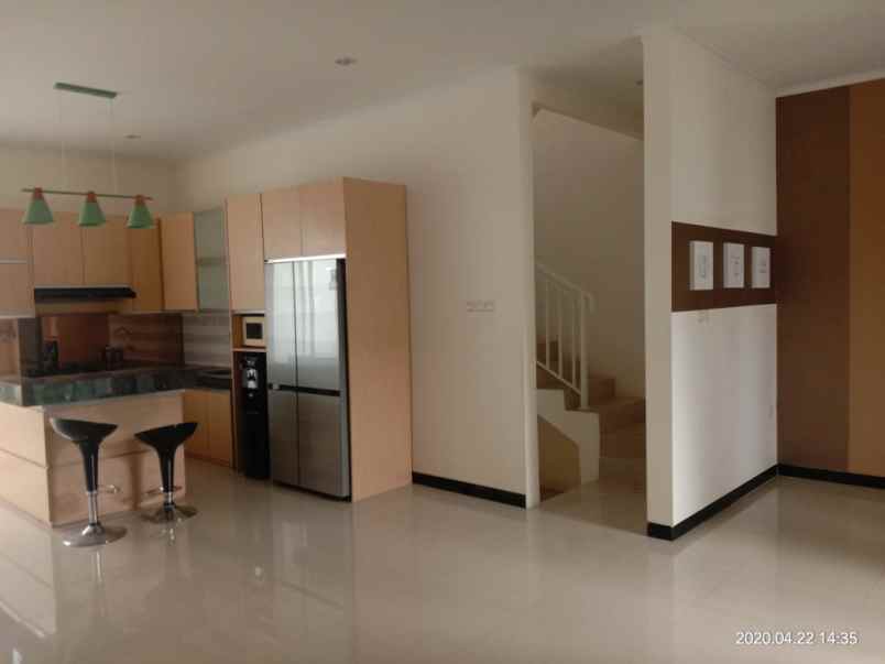 rumah taman kopo indah 5