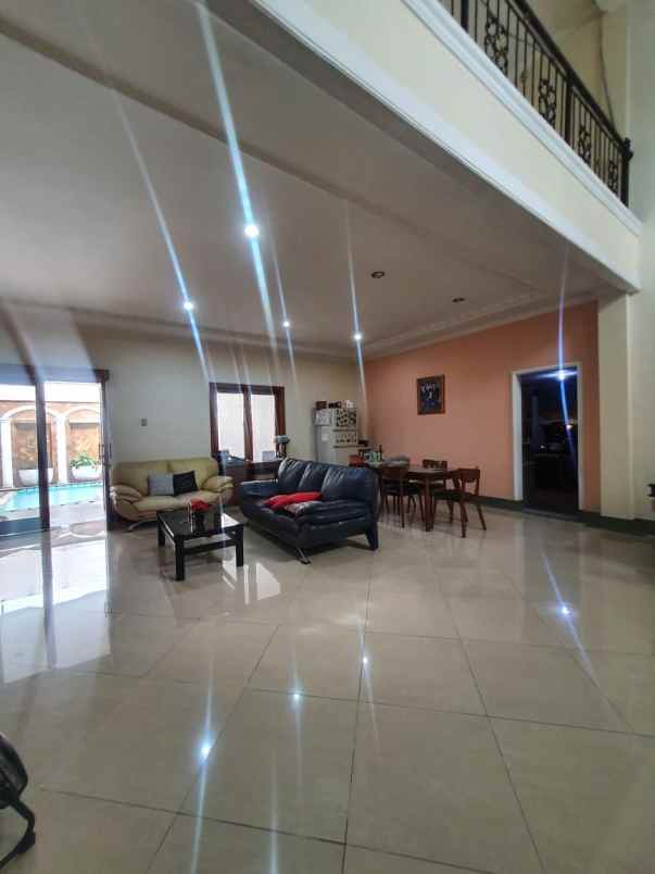 rumah tanah kusir kebayoran lama