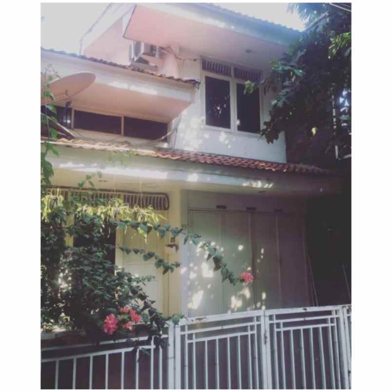 rumah tebet dalam jakarta selatan