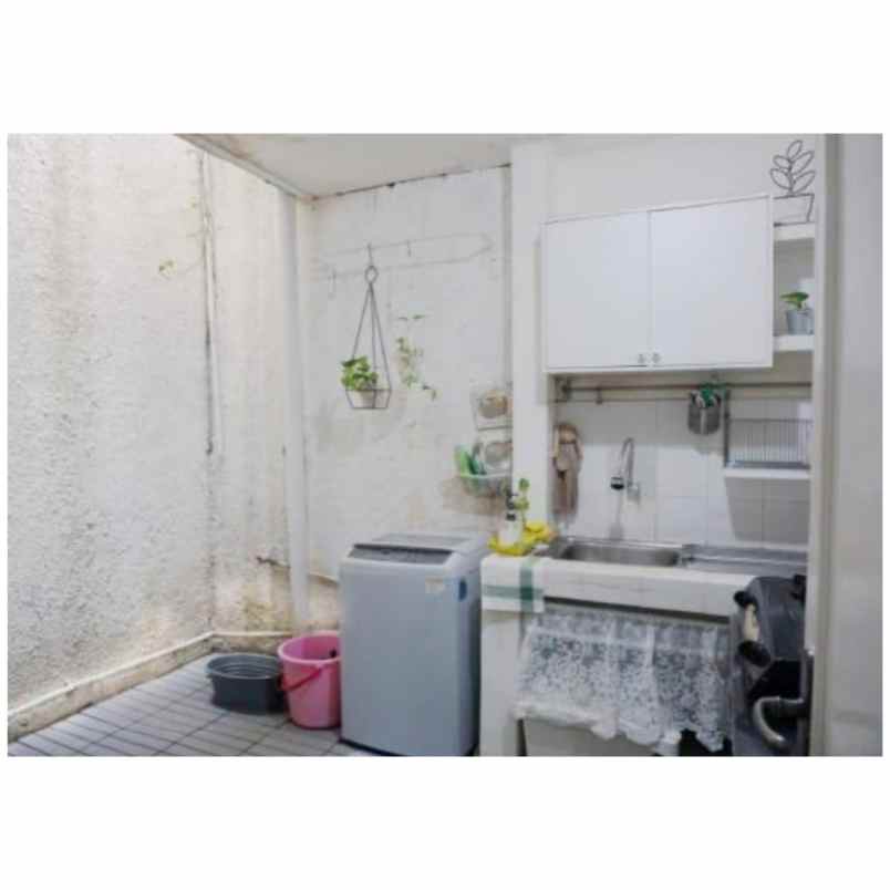 rumah tebet dalam jakarta selatan