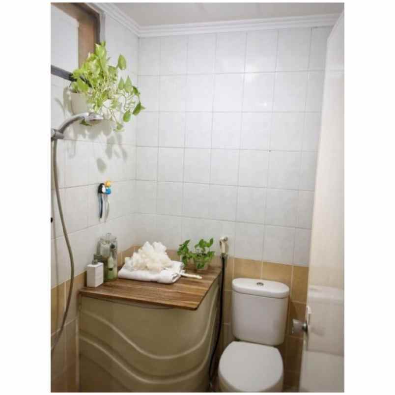 rumah tebet dalam jakarta selatan