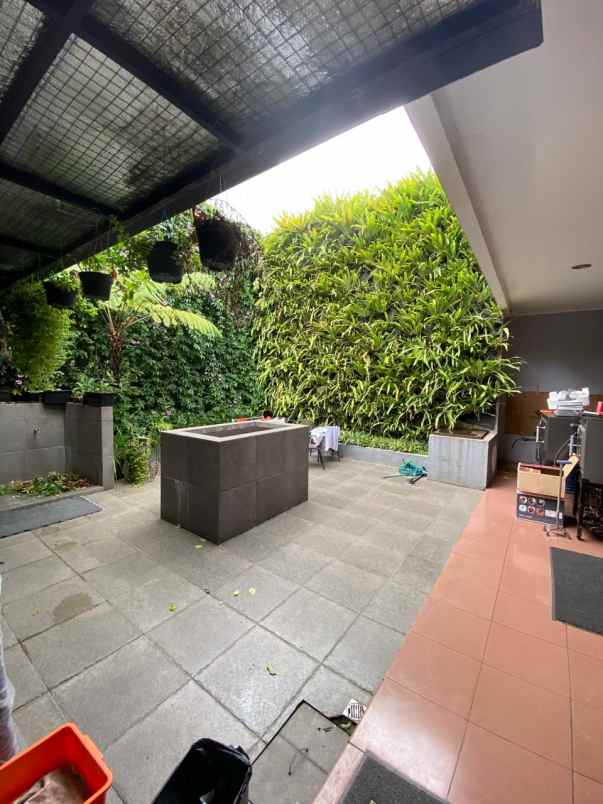 rumah tubagus ismail