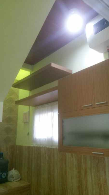 rumah villa permata santi meruyung