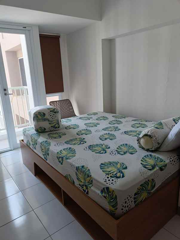 sewa apartemen semi furnished tokyo tower fuji pik2