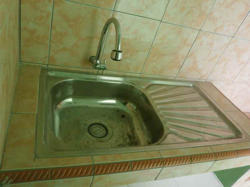 sewa kios murah meriah