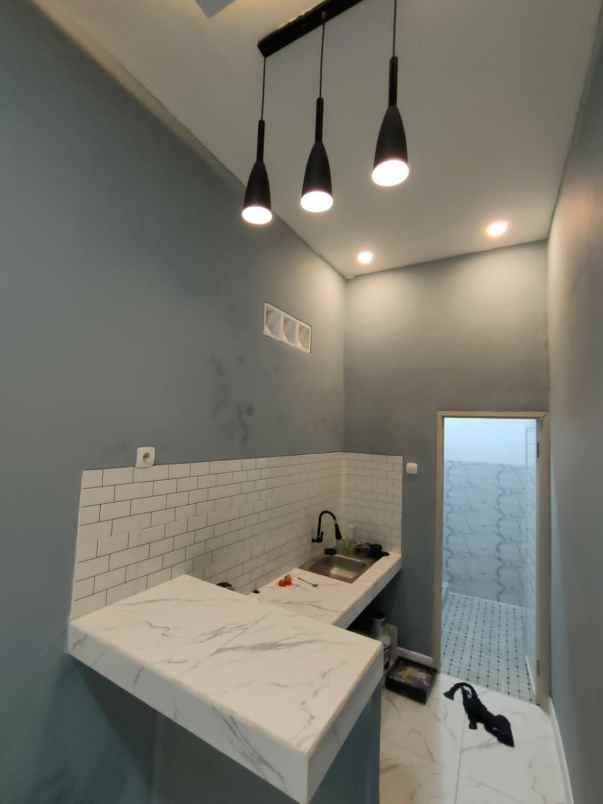 siap huni dekat st depok lama cash only