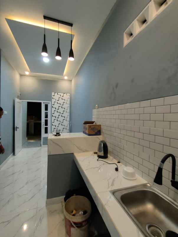 siap huni dekat st depok lama cash only