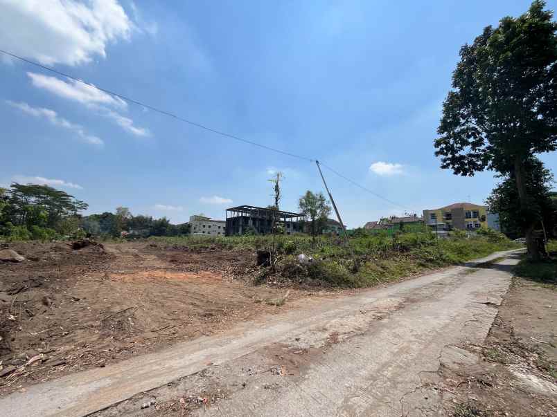 tanah dekat uii dan kopi klothok cocok bangun kos