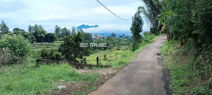 tanah dengan view bagus dan aliran mata air