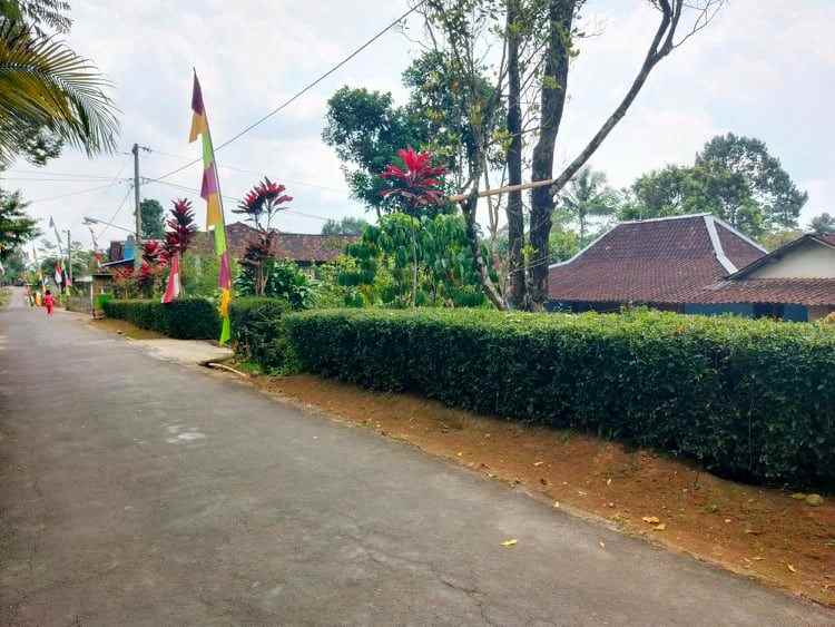 tanah ngargoyoso karanganyar