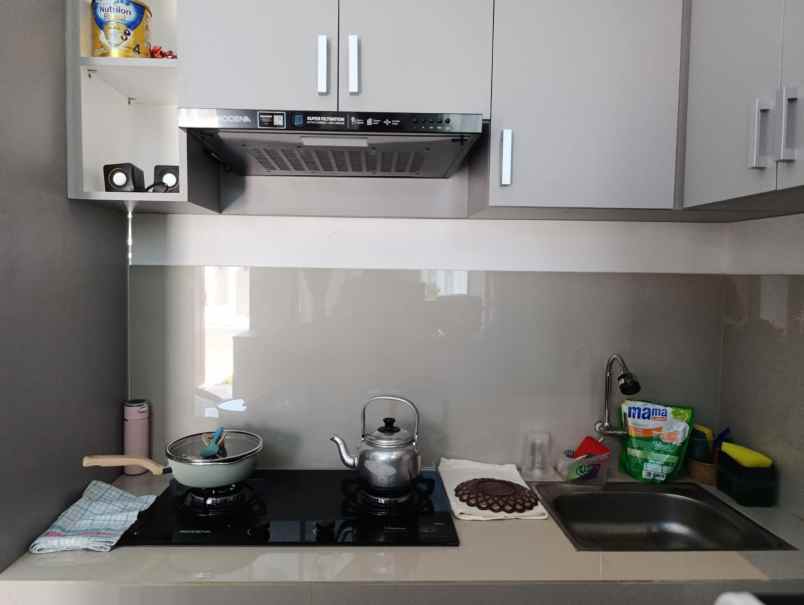 tinggal di tengah akses kemana mana