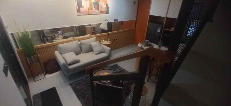 town house premium menantimu