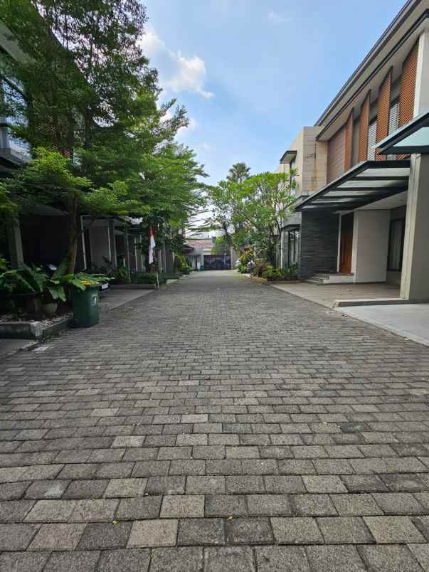 townhouse modern pondok pinang 4 kt lt 133 harga 5 5m