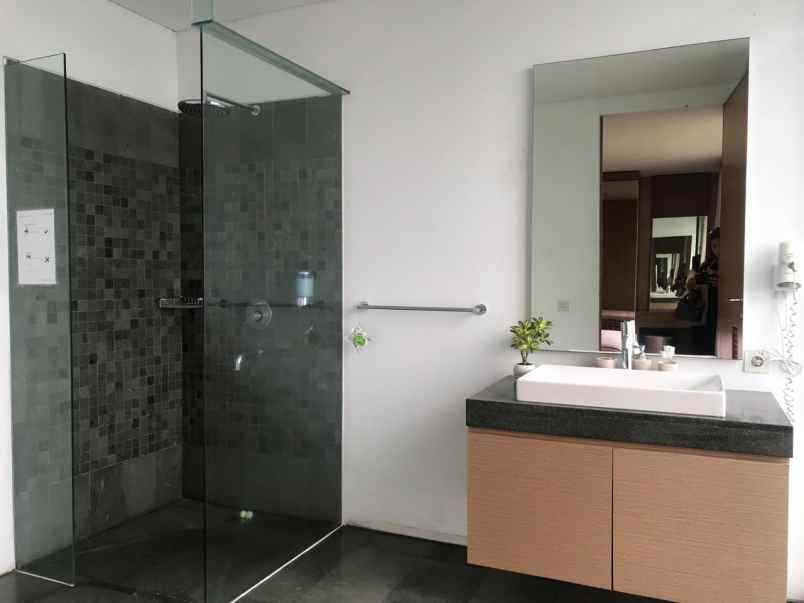 villa jln pakar timur ciburial