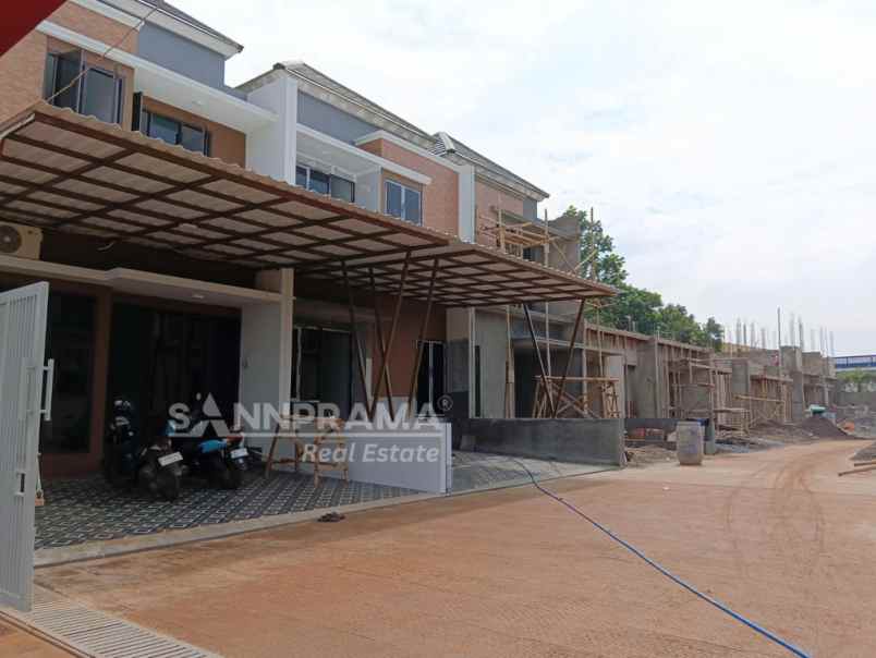 cluster mewah cibubur 800 jutaan