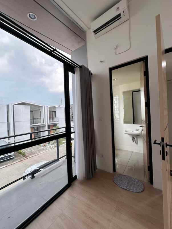 di sewakan cluster cendana spark lippo cikarang