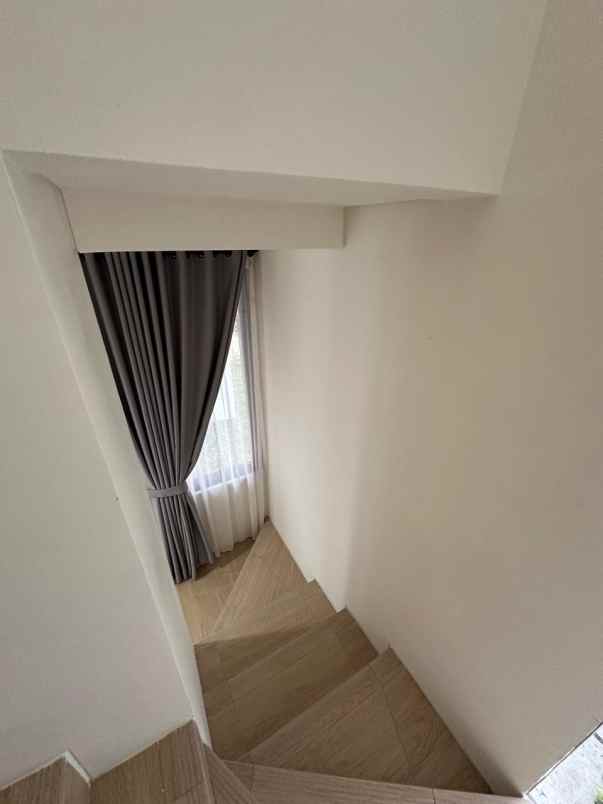 di sewakan cluster cendana spark lippo cikarang