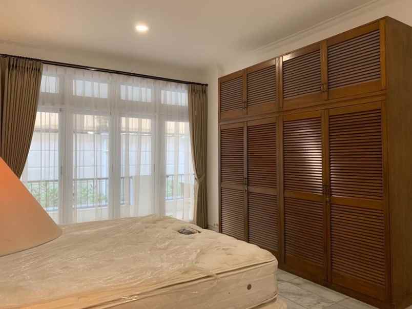 dijual apartemen 36 br jln wijaya kebayoran baru