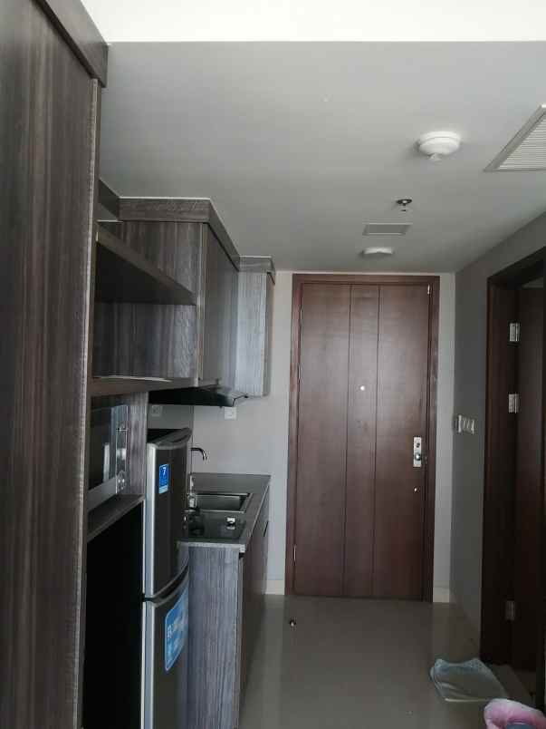 dijual apartemen jl boulevard diponegoro