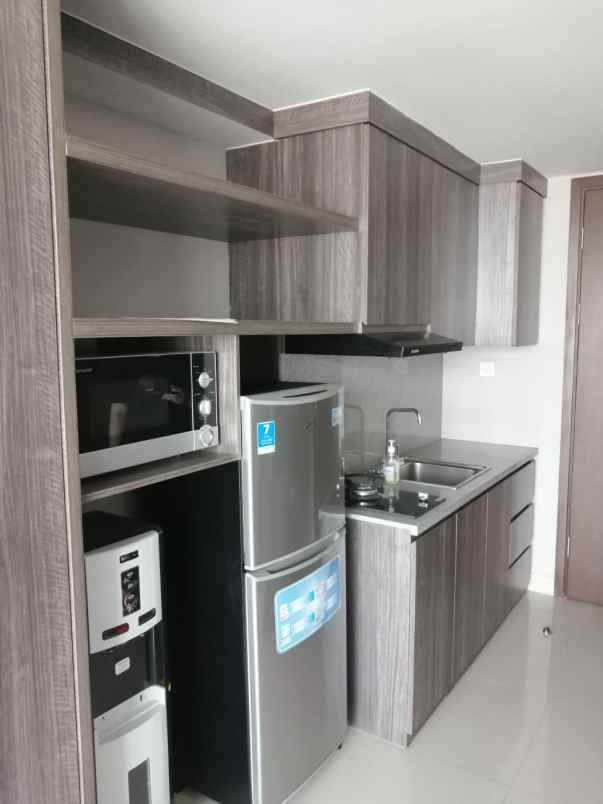 dijual apartemen jl boulevard diponegoro