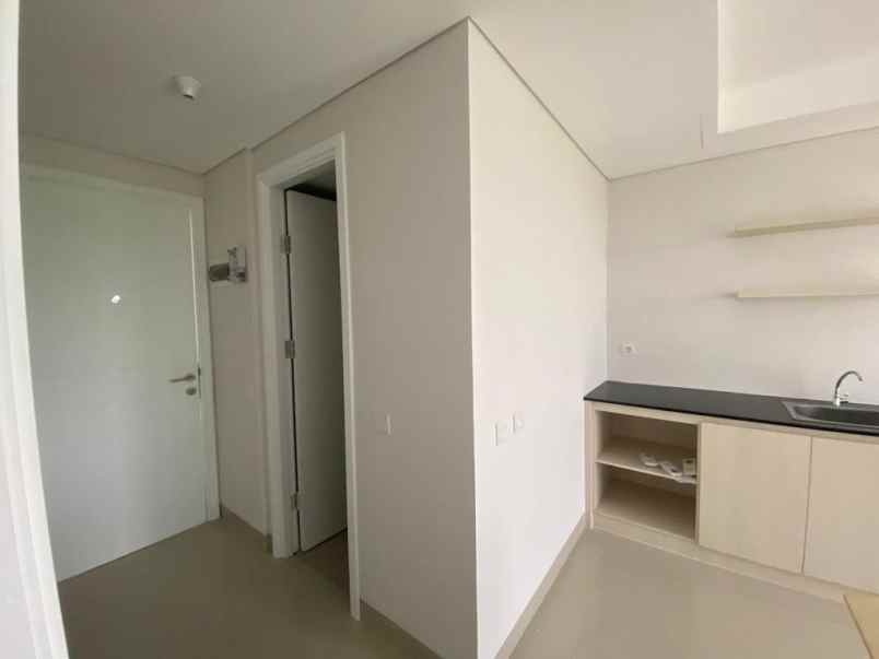 dijual apartemen jl laksda adisucipto