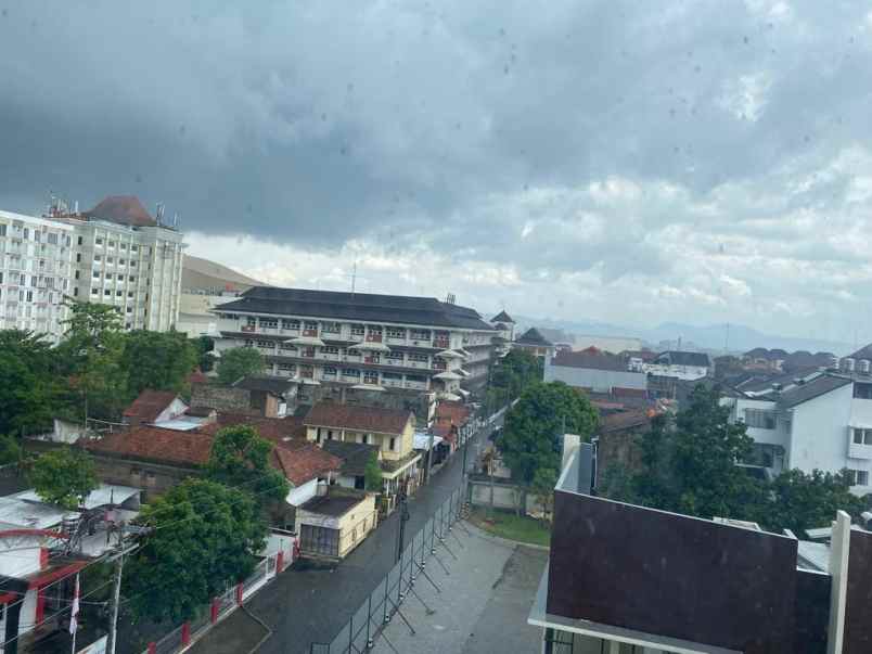 dijual apartemen jl laksda adisucipto