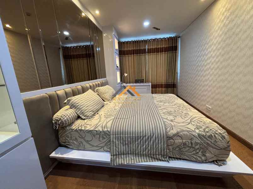 dijual apartemen the reiz condo jalan