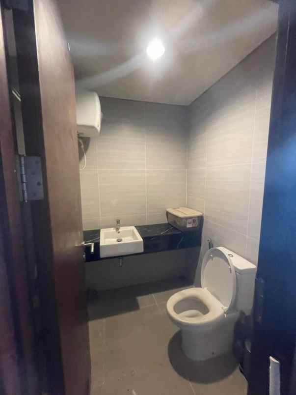 dijual apartemen west vista cengkareng