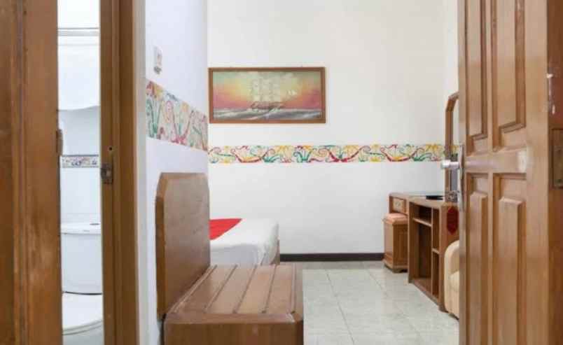 dijual hotel jalan supratman no 23 cihapit bandung