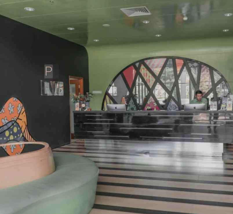 dijual hotel jalan tidar