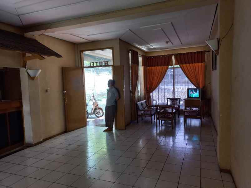 dijual hotel jl phhmustofa