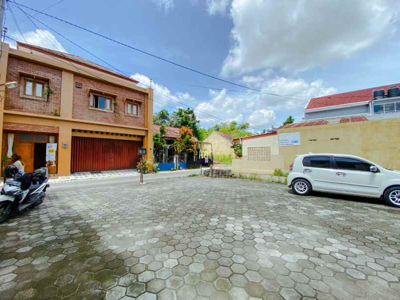 dijual kos ekslusif dekat rs condong catur