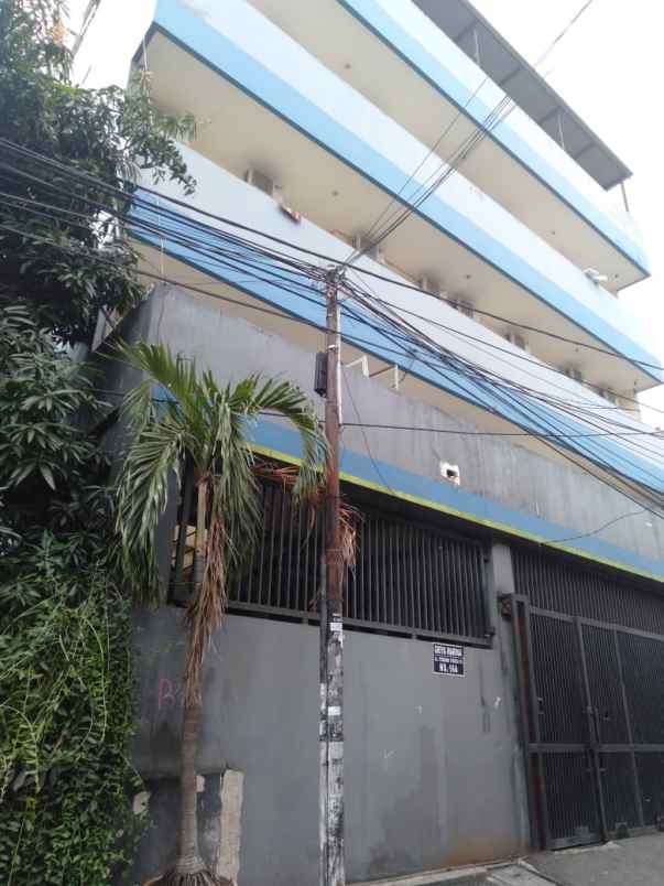 dijual kost jalan tomang tinggi