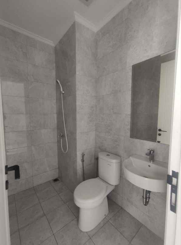 dijual ruko gudang kantor duren sawit