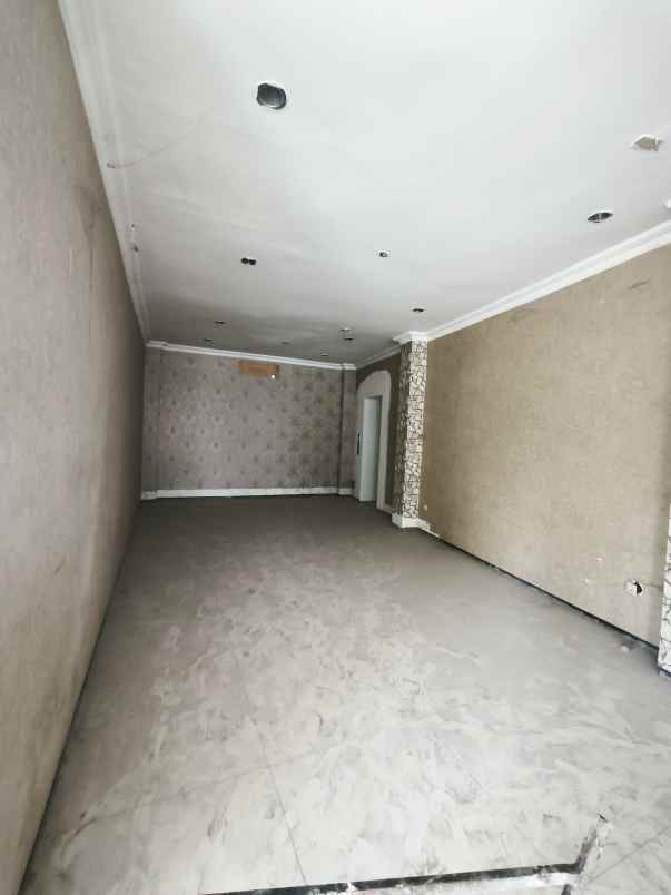 dijual ruko gudang kantor jalan mayjen sungkono