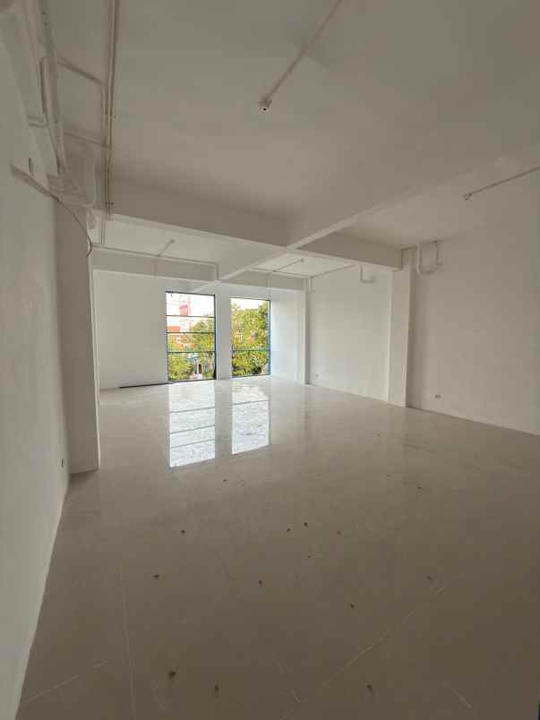 dijual ruko gudang kantor jl dr ir h soekarno