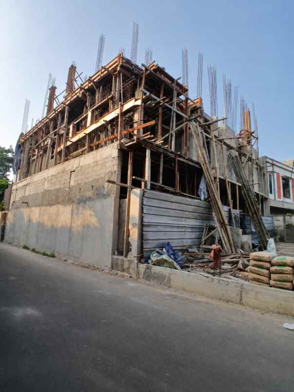dijual ruko gudang kantor jl khafi 1 ciganjur jagakarsa