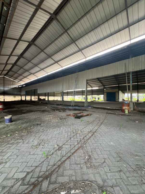 dijual ruko gudang kantor jl raya bypass krian kec