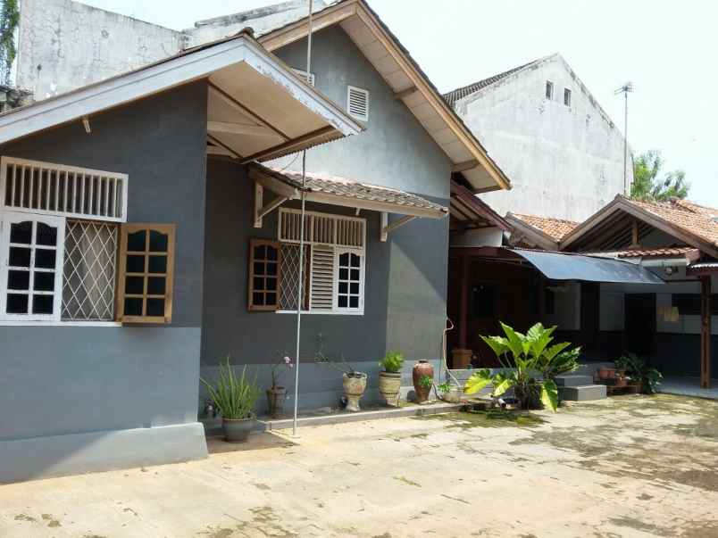 dijual ruko gudang kantor jln raya barahan cilamaya