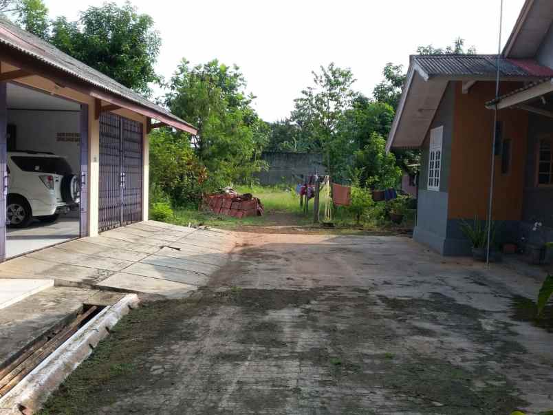 dijual ruko gudang kantor jln raya barahan cilamaya