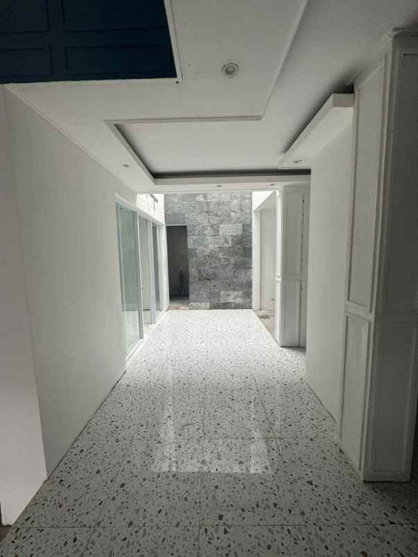 dijual ruko gudang kantor kebayoran baru