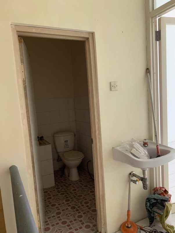 dijual ruko gudang kantor kedungdoro