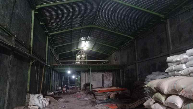 dijual ruko gudang kantor nambangan